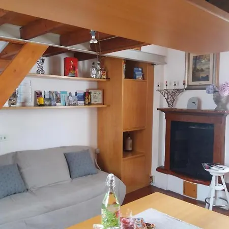 Queensloft Apartment *